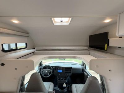 2026 Thor Motor Coach Quantum - Photo 13
