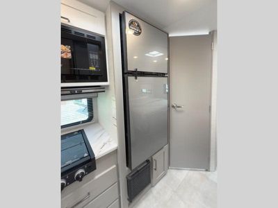 2026 Thor Motor Coach Quantum - Photo 18