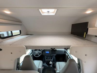 2026 Thor Motor Coach Quantum - Photo 14