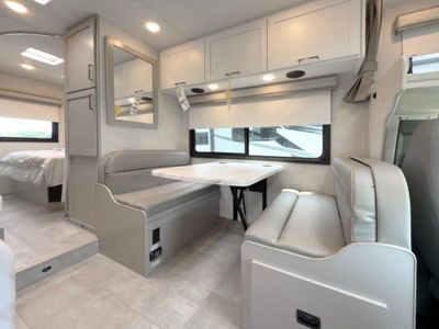 2026 Thor Motor Coach Quantum - Photo 5