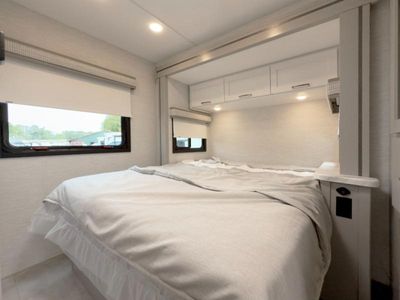 2026 Thor Motor Coach Quantum - Photo 7