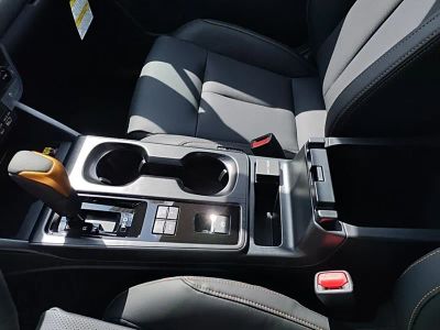2026 Subaru Outback — photo 34 view