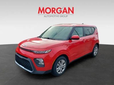2020 Kia Soul — interior view
