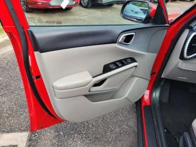 2020 Kia Soul — photo 10 view