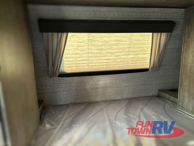 2023 Forest River RV Grand Surveyor - Photo 49