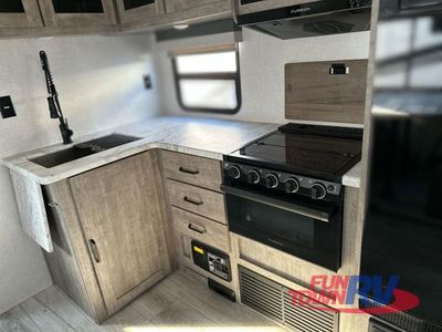 2023 Forest River RV Grand Surveyor - Photo 27
