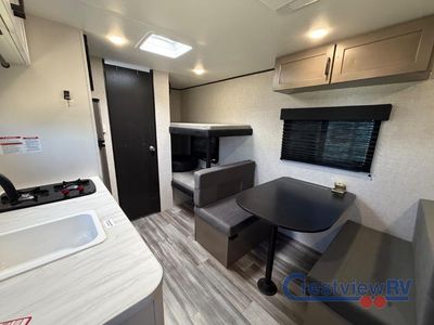 2025 Jayco Jay Feather Air SL - Photo 9