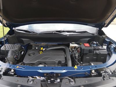 2025 Chevrolet Equinox — photo 9 view