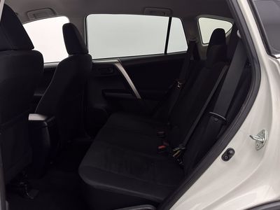 2018 Toyota RAV4 - Photo 18