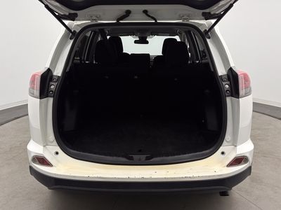 2018 Toyota RAV4 - Photo 24