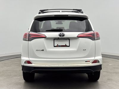 2018 Toyota RAV4 - Photo 6