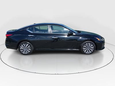 2024 Nissan Altima - Photo 8