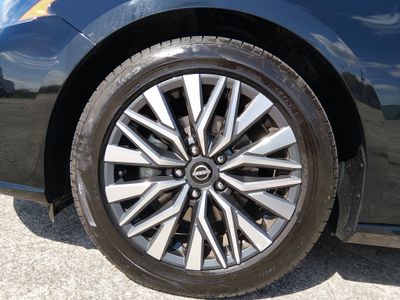 2024 Nissan Altima - Photo 10