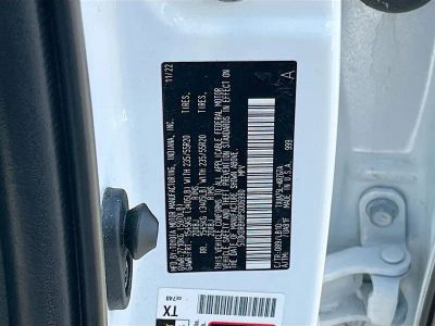 2023 Toyota Highlander — photo 32 view