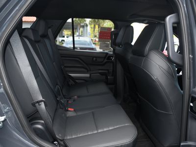 2026 Toyota 4Runner - Photo 10