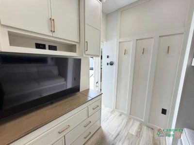 2027 Brinkley Model Z — photo 30 view