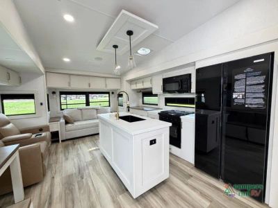 2027 Brinkley Model Z — photo 8 view