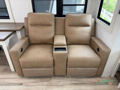 2027 Brinkley Model Z — photo 25 view