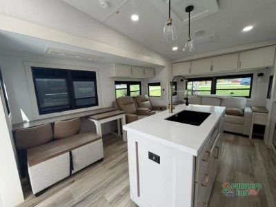 2027 Brinkley Model Z — photo 10 view