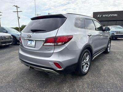 2017 Hyundai Santa Fe - Photo 7