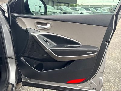 2017 Hyundai Santa Fe - Photo 40