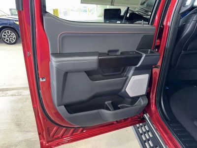 2025 Ford F-150 — photo 15 view