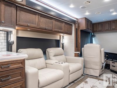 2026 Tiffin Motorhomes Allegro Bus - Photo 21