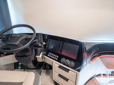 2026 Tiffin Motorhomes Allegro Bus - Photo 14