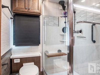 2026 Tiffin Motorhomes Allegro Bus - Photo 28