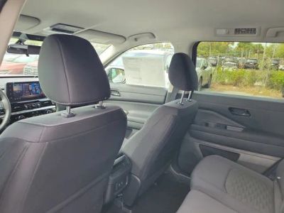 2026 Nissan Pathfinder — photo 24 view