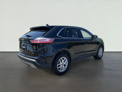 2024 Ford Edge — rear three-quarter view