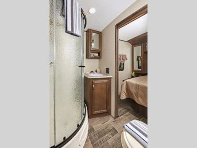 2018 Keystone RV Premier Ultra Lite - Photo 3