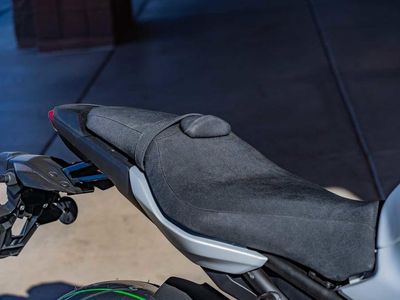 2026 Yamaha MT-10 - Photo 11
