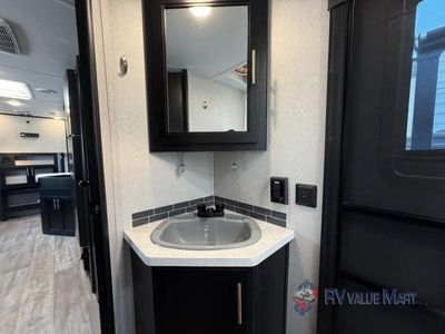 2021 Forest River RV Cherokee Grey Wolf - Photo 24