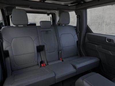 2026 Ford Bronco — photo 11 view