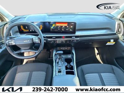 2026 Kia Sorento — photo 13 view