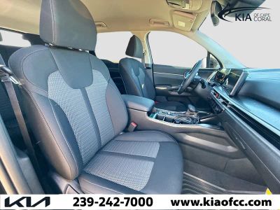 2026 Kia Sorento — photo 12 view