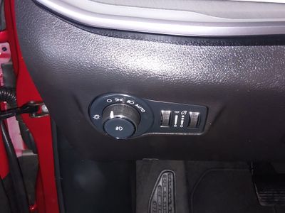2025 Jeep Compass - Photo 13