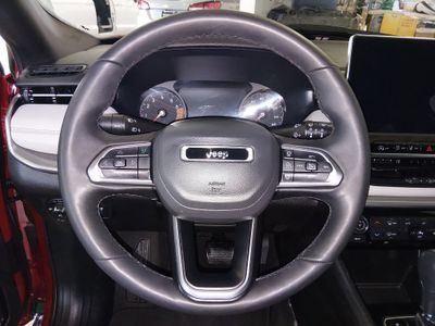 2025 Jeep Compass - Photo 12
