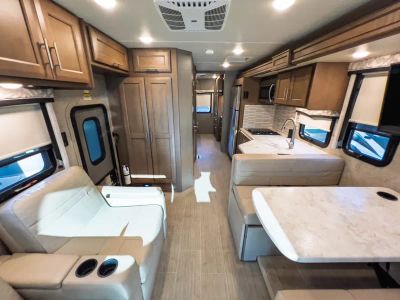 2022 Thor Motor Coach MAGNITUDE — engine compartment view