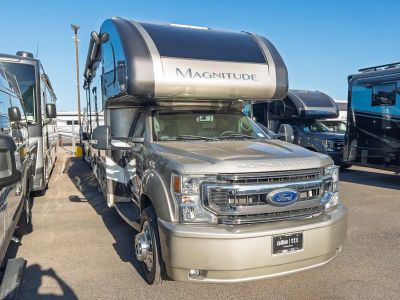 2022 Thor Motor Coach MAGNITUDE — front three-quarter view