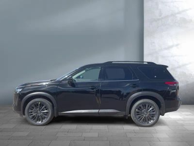 2026 Nissan Pathfinder — rear three-quarter view
