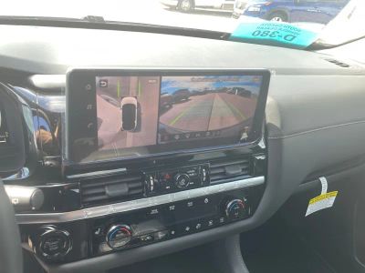 2026 Nissan Pathfinder — photo 12 view