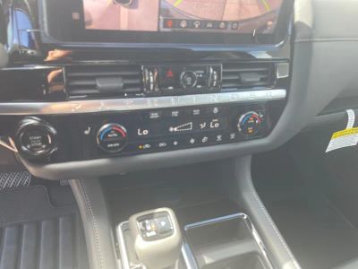 2026 Nissan Pathfinder — photo 13 view