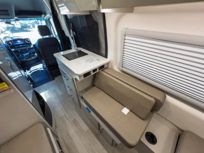 2027 Thor Motor Coach TRANQUILITY — photo 16 view
