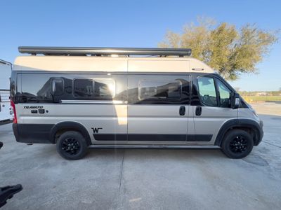 2026 Winnebago TRAVATO - Photo 23
