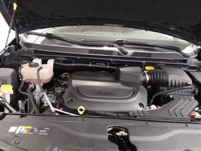 2023 Chrysler Voyager - Photo 9