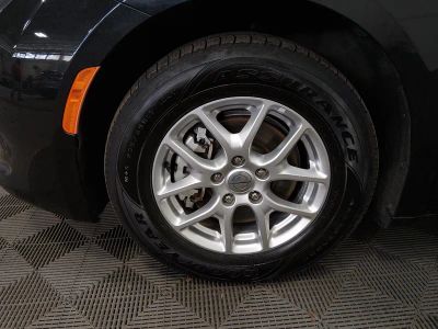 2023 Chrysler Voyager - Photo 10
