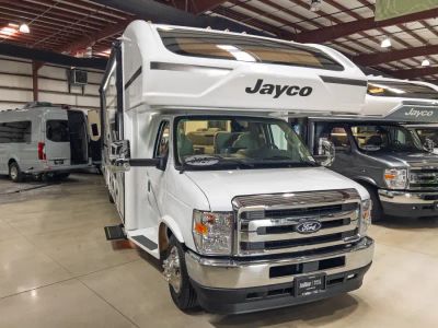 2027 Jayco GREYHAWK — front three-quarter view