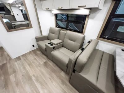 2027 Jayco GREYHAWK — photo 9 view